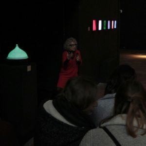 Gli studenti di Light Art e Design della Luce visitano la mostra LUCE4GOOD